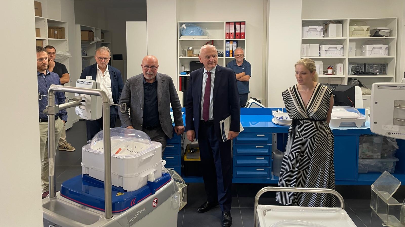 Il Vicepresidente della Regione Emilia-Romagna Vincenzo Colla in visita da Aferetica per parlare di innovazione ed eccellenza Made in Italy